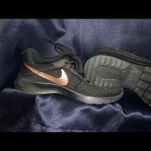 Black and rose gold Nike size 6.5